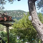 Milina Apartments *