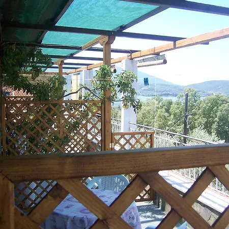 Milina Apartments * Milína